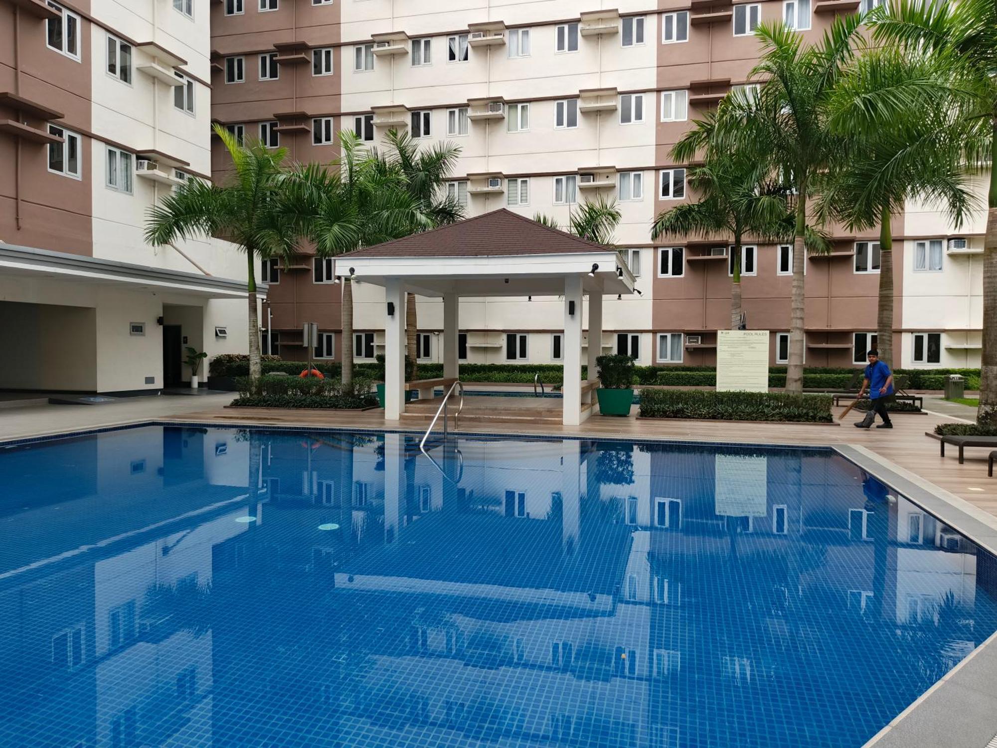 Happy Stays A - Sunset View At Smdc Hope Residences Trece Martires Exterior photo